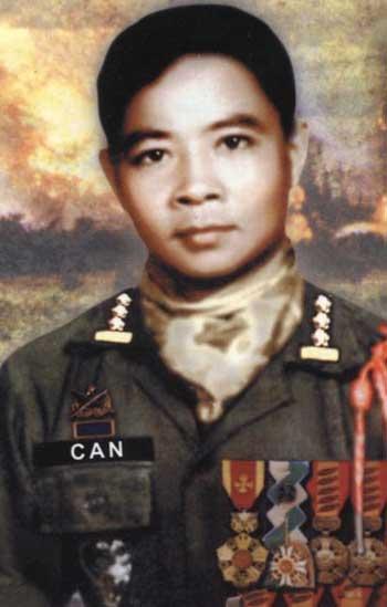 Quân Sử Việt Nam, Đại tá Hồ Ngọc Cẩn