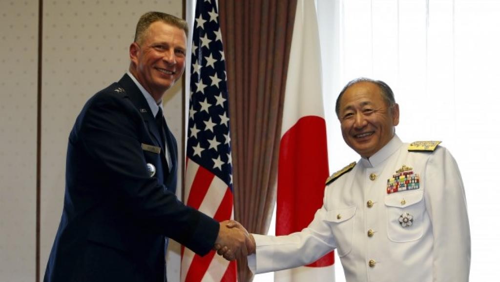 đô đốc Katsutoshi Kawano, général Martin Dempsey