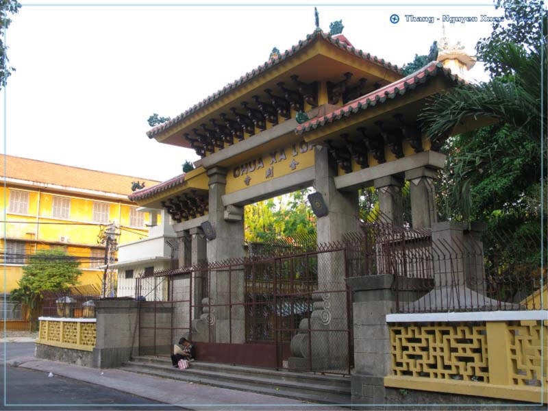 Xây dựng chùa Xá Lợi nằm ở đường Bà Huyện Thanh Quan, Sài Gòn