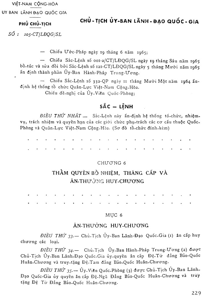 quân sử, quân sự Việt Nam, Ngày ban hành hiến pháp Việt Nam Cộng Hòa với huy hiệu quân lực Việt Nam Cộng Hòa