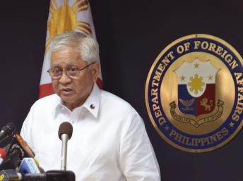 ngoại trưởng philippine albert del rosario 