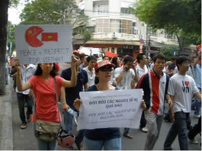 tuần hành ngày 05/06/2011