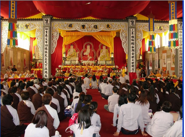 khóa tu học phật pháp ở anh quốc năm 2012