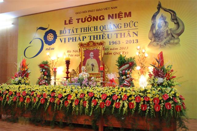 tưởng niệm bò tát thích quảng đức vị pháp thiêu thân ở hà nội