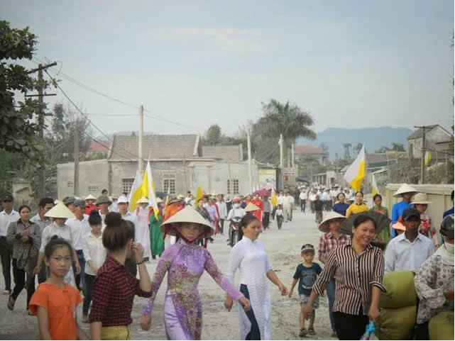 nghệ an biểu tình chống giặc tàu