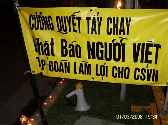 biểu tình chống báo người việt