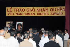 giải nhân quyền VN 2011